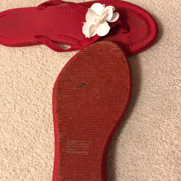 David’s Bridal Sandal - Picture 4 of 4